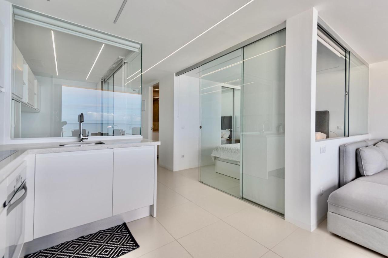 Brand New - Ocean Views - Sunset Facing Apartman Patalavaca Kültér fotó